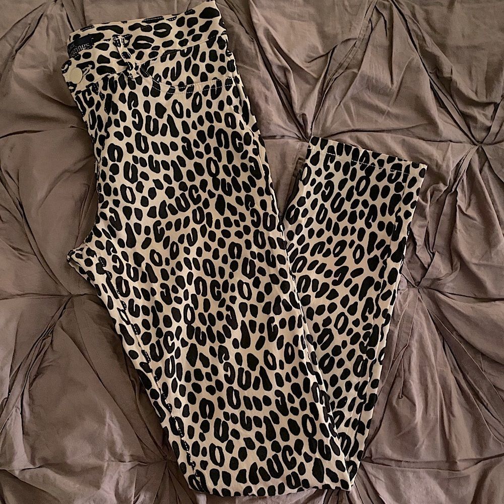 Girl’s Leopard Print Jeggings